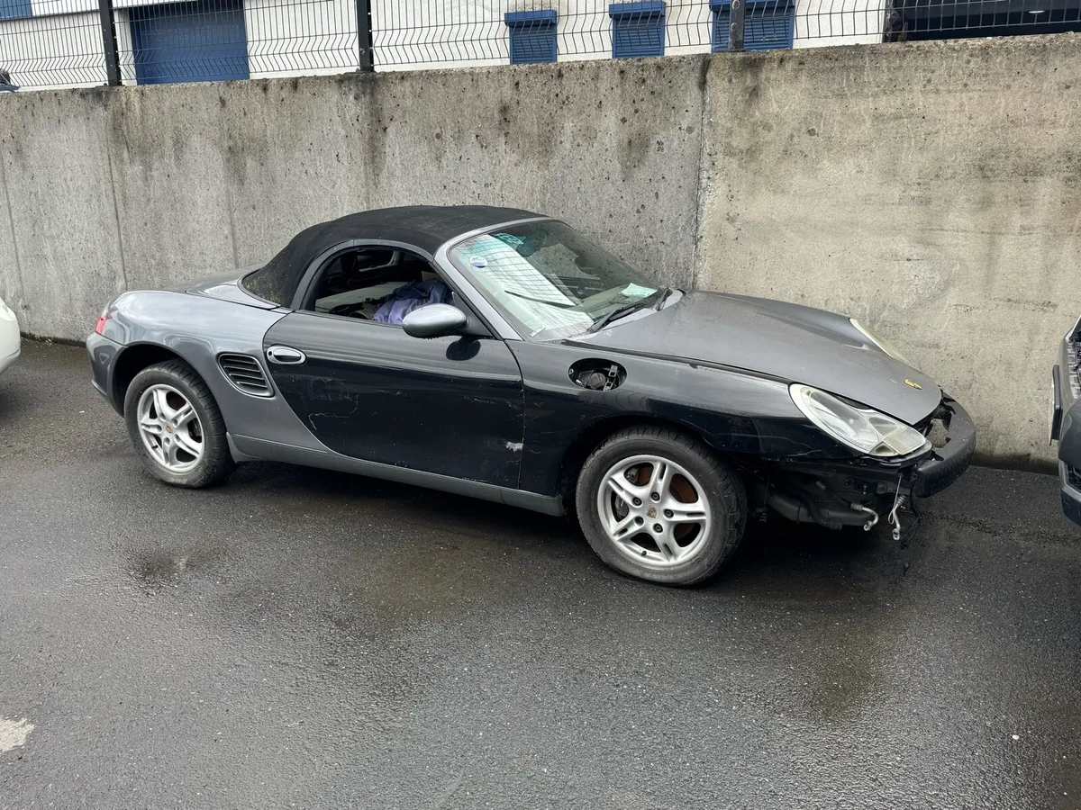 Porsche Boxster 986 Shell - Image 2