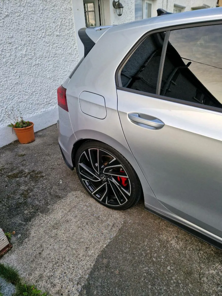 Vw Golf Gti Clubsport 300Bhp - Image 2
