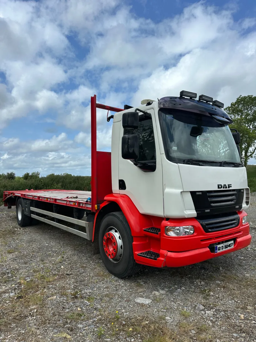 Daf LF55 Beavertail Truck - Image 2