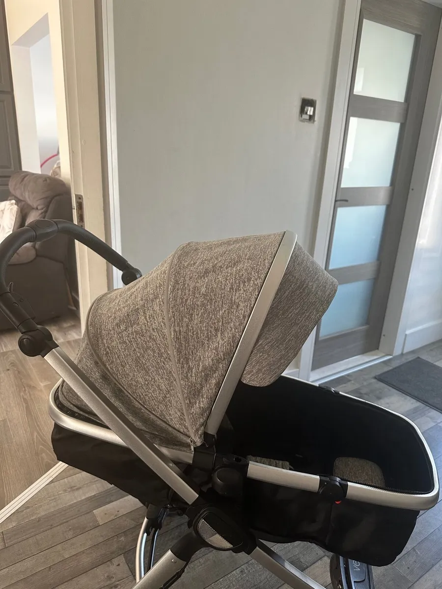 Pushchair/buggy - Image 3