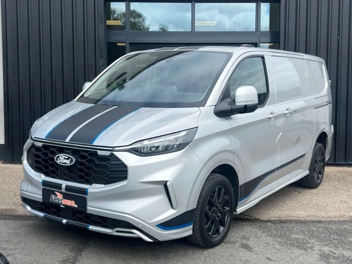Ford Transit Custom 2.0 300 Ecoblue Sport Panel V - Image 3