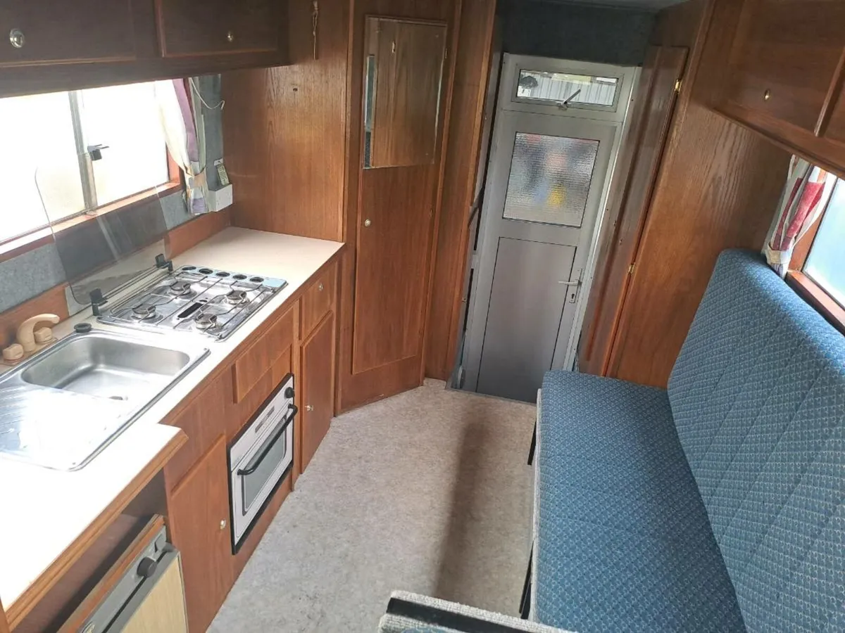 Campervan - Image 4