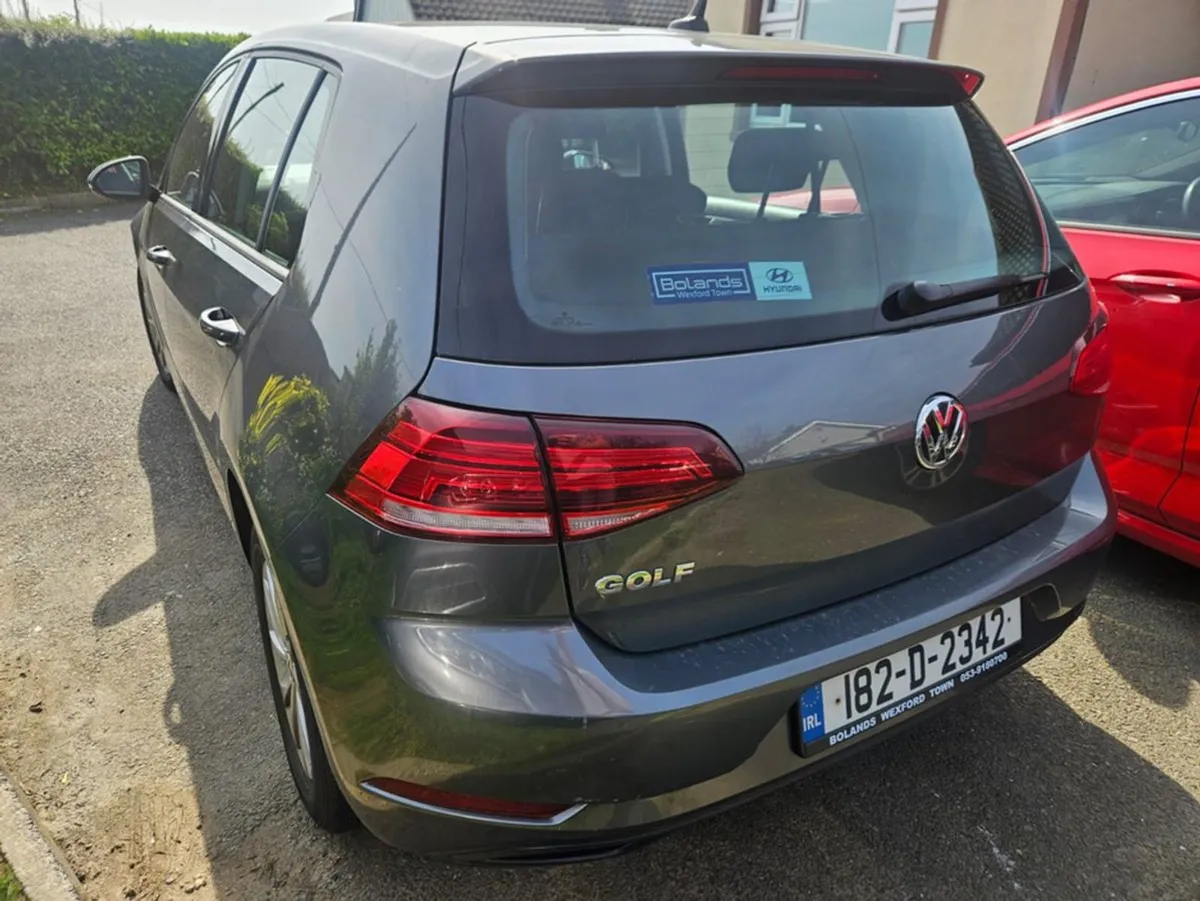 Volkswagen Golf Trendline 1.6 TDI Manual 5speed 9 - Image 2