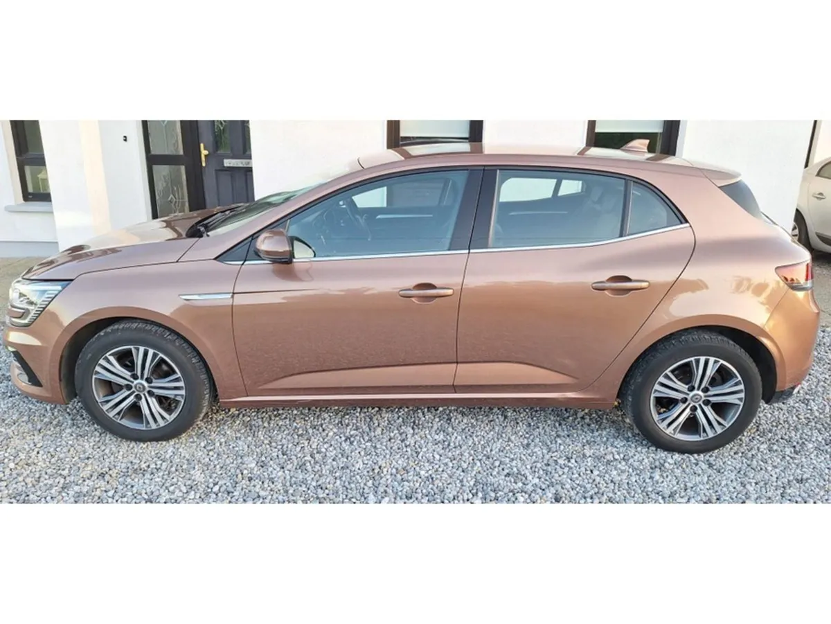 Renault Megane IV Iconic Blue DCI 115 4DR - Image 4