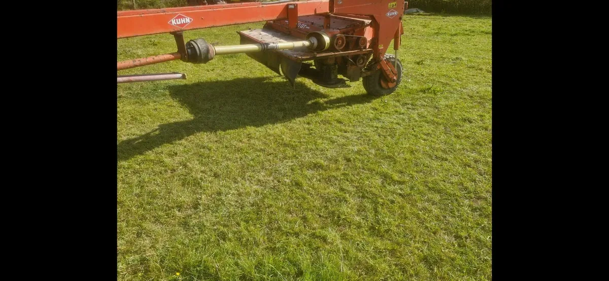 Kuhn fc 250 - Image 1