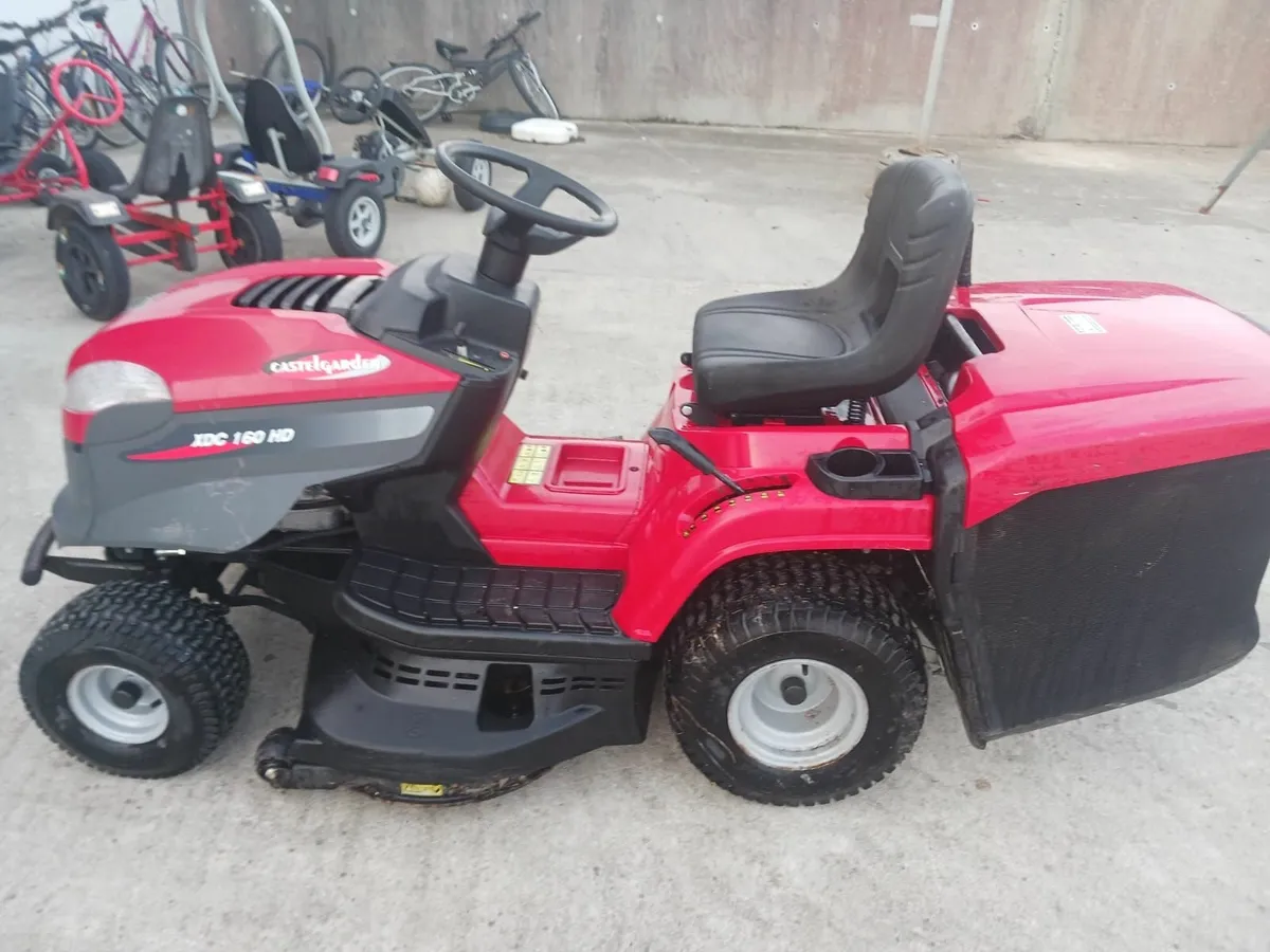 Rideon lawnmower - Image 1