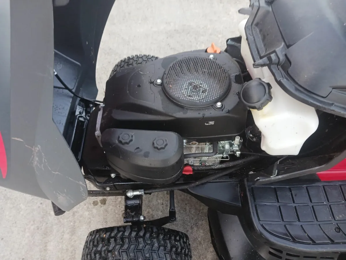 Rideon lawnmower - Image 2