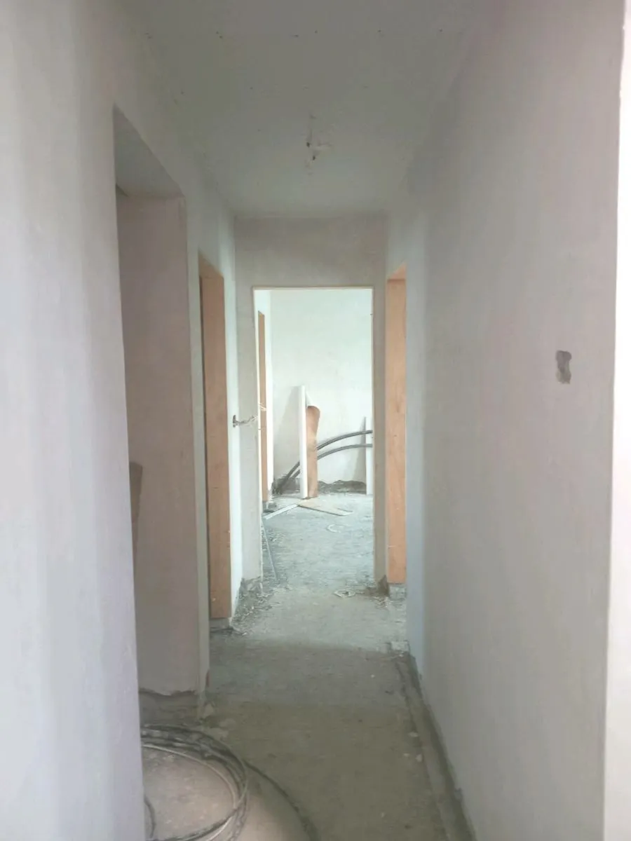 Plasterer - Image 1