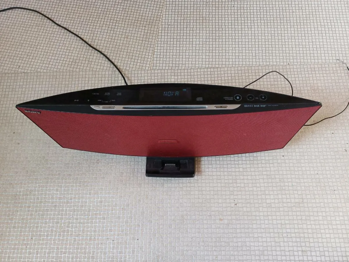 Sony CMT v75  Micro HiFi Docking Bluetooth - Image 2