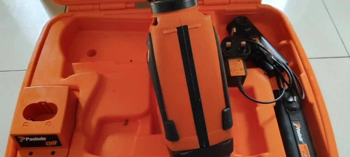 Paslode impulse 2nd fix Nail Gun"Fully Serviced" - Image 3