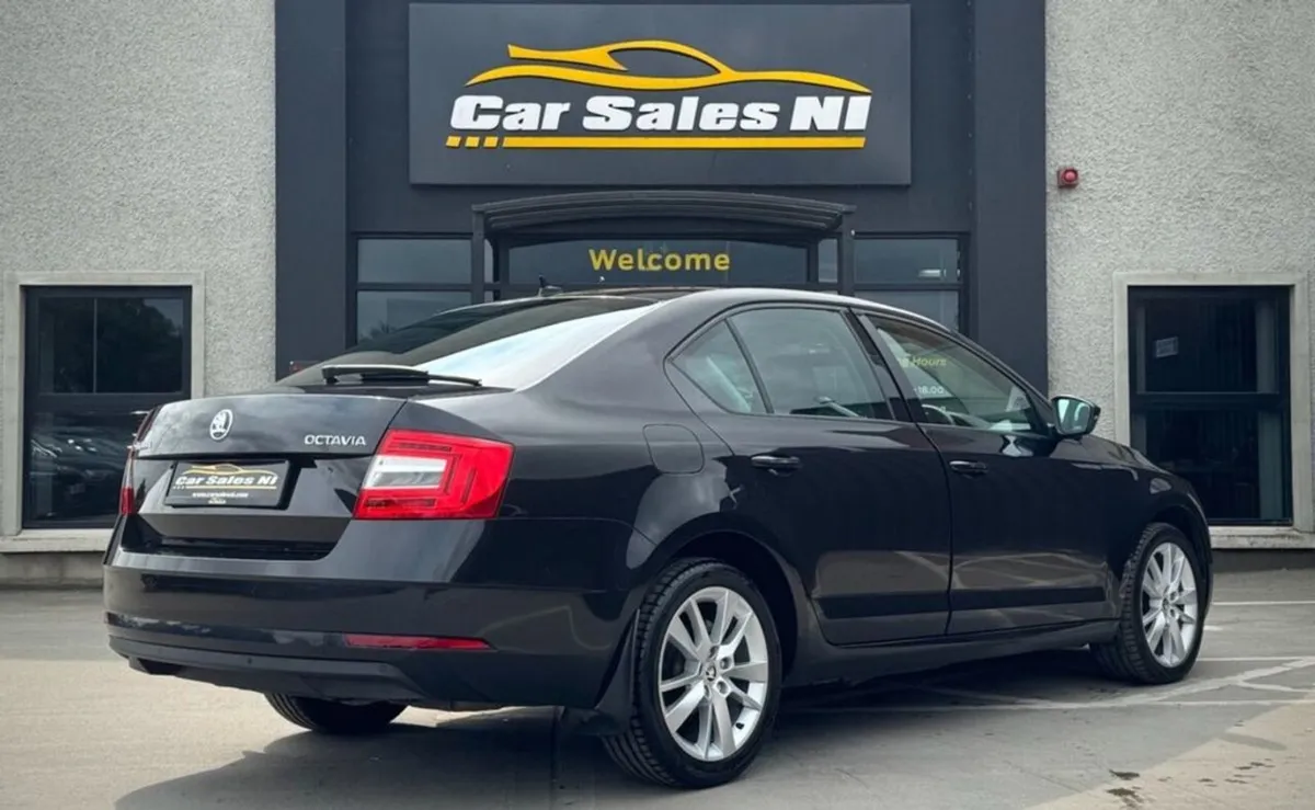 Skoda Octavia 2.0 TDI SE L Hatchback 5dr Diesel M - Image 4