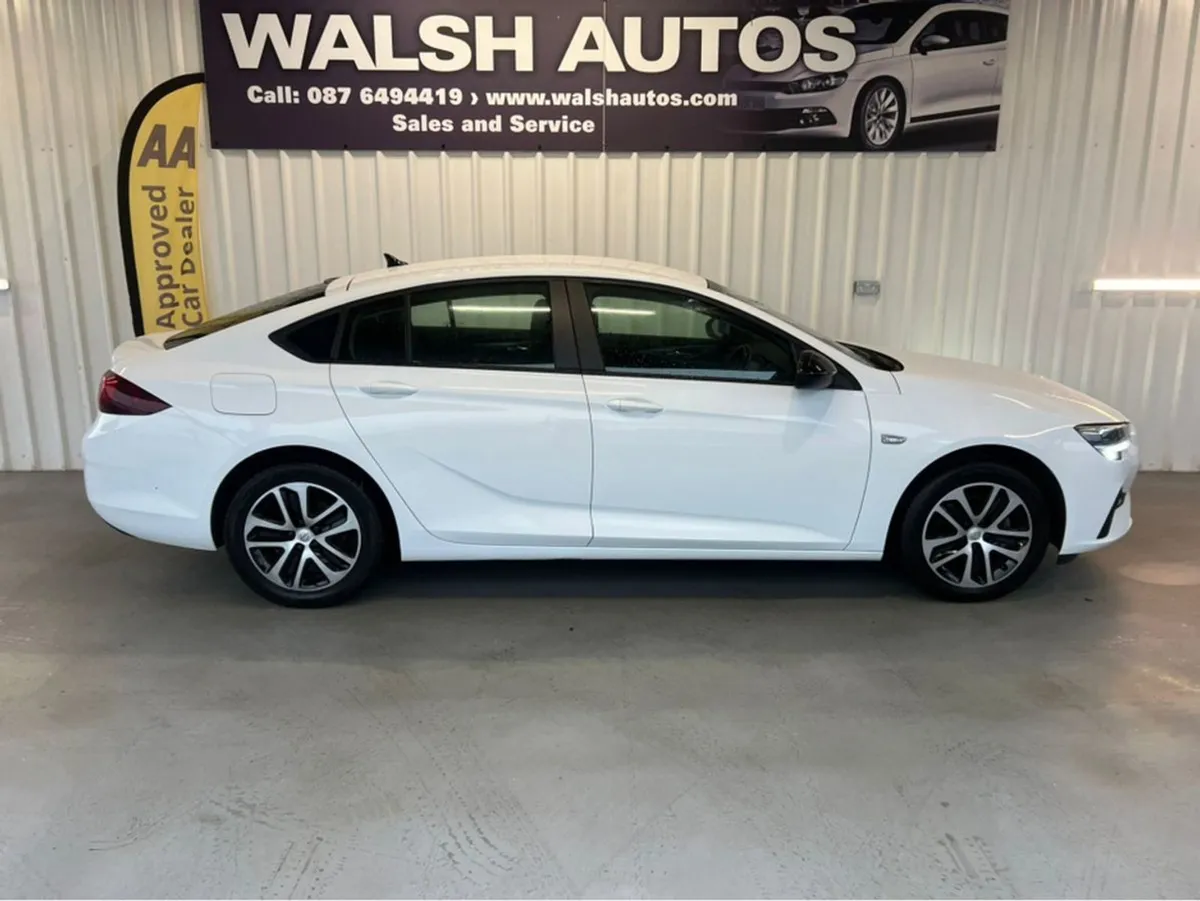 Opel Insignia Grand Sc-1.5 122PS MT6 Die- My22-sc - Image 2