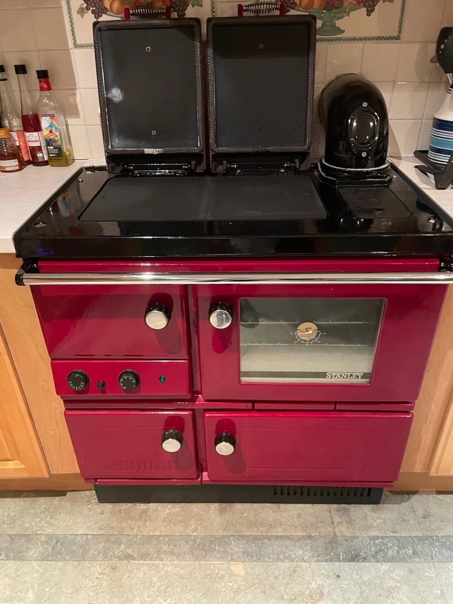Stanley Donard Oil Fired Cooker - Image 1