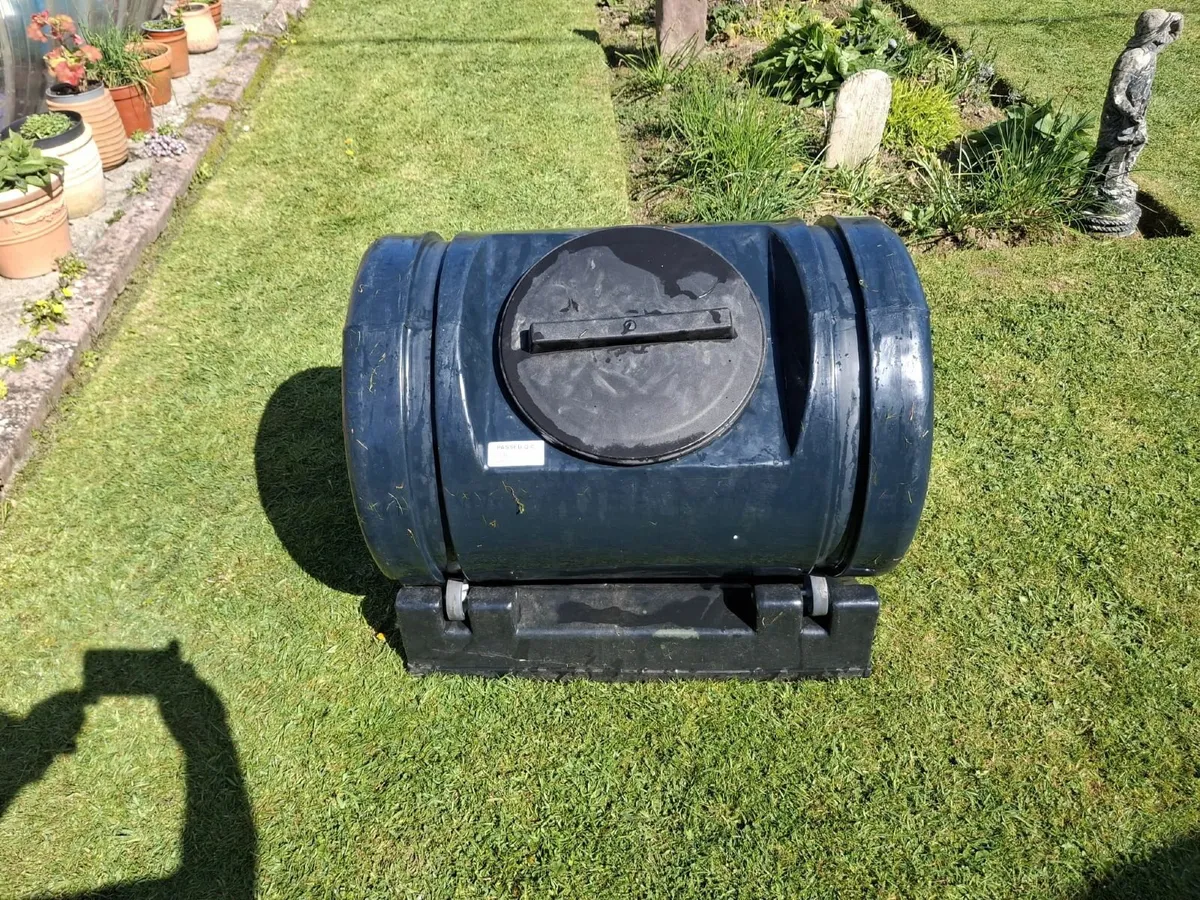 Rotary Compost Bin 200 Litres - Image 1