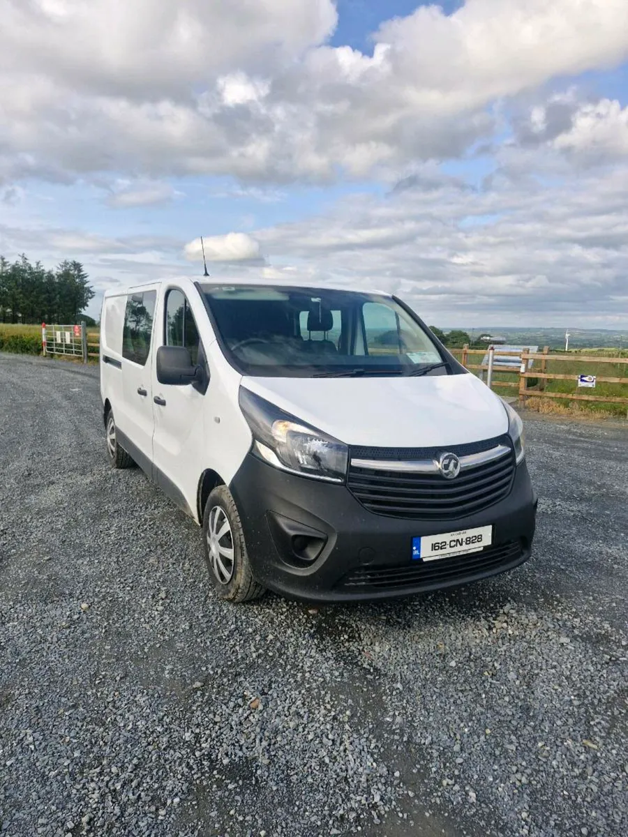 Vauxhall vivaro crew cab - Image 1