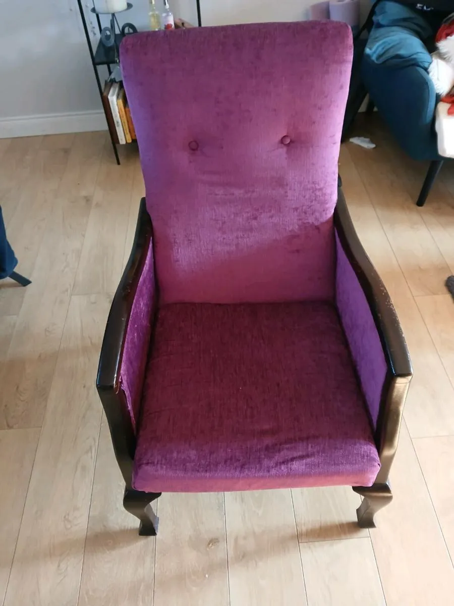 Armchair - Image 1