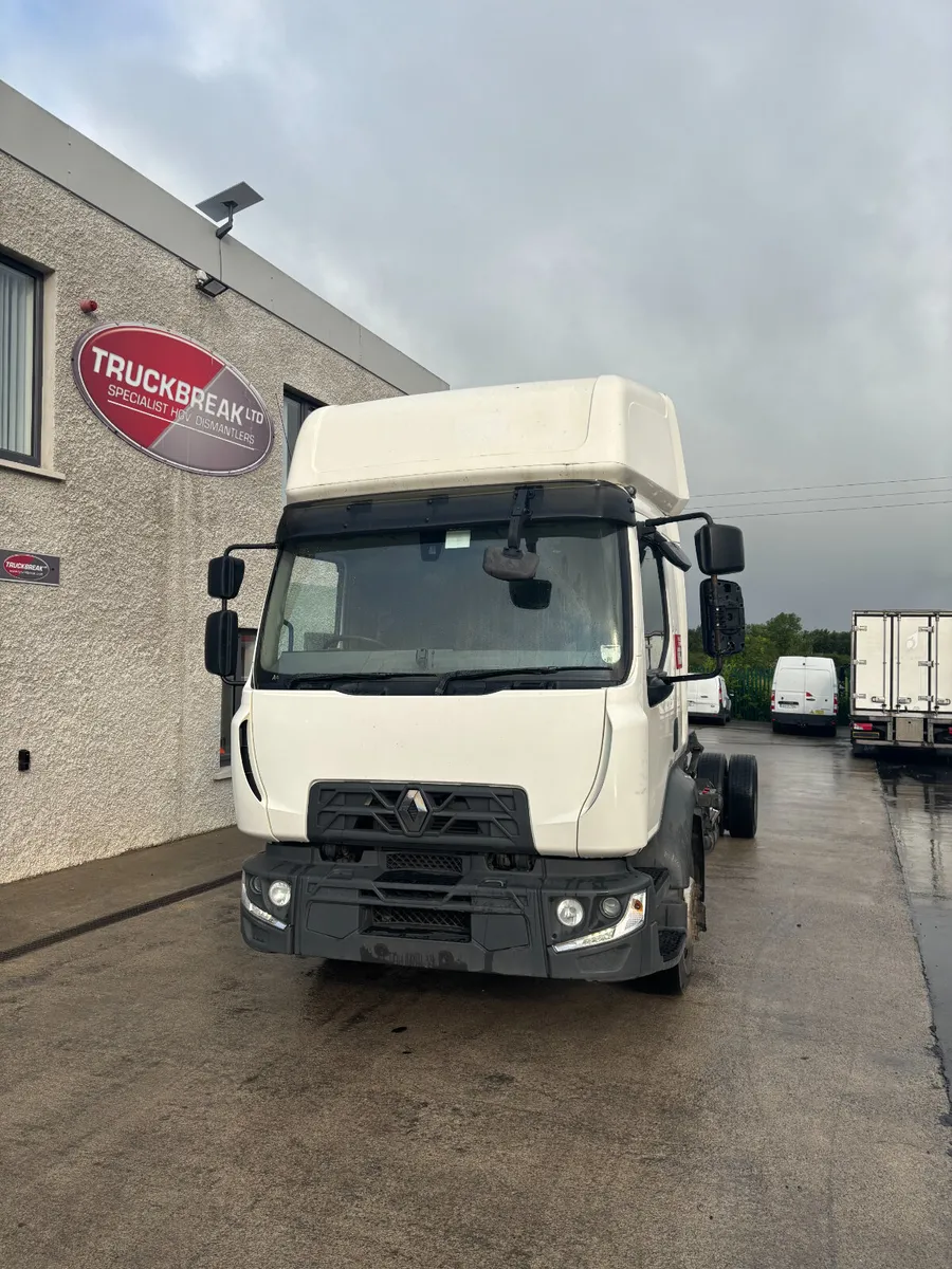 2017 Renault D For Breaking - Image 1