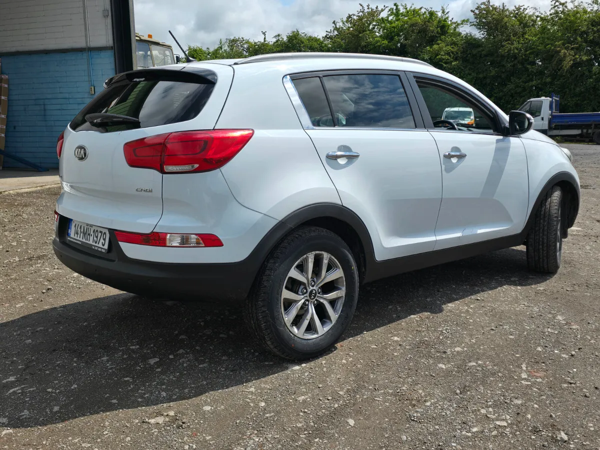 141 KIA SPORTAGE *1.7 CRDI*CLEAN* - Image 2