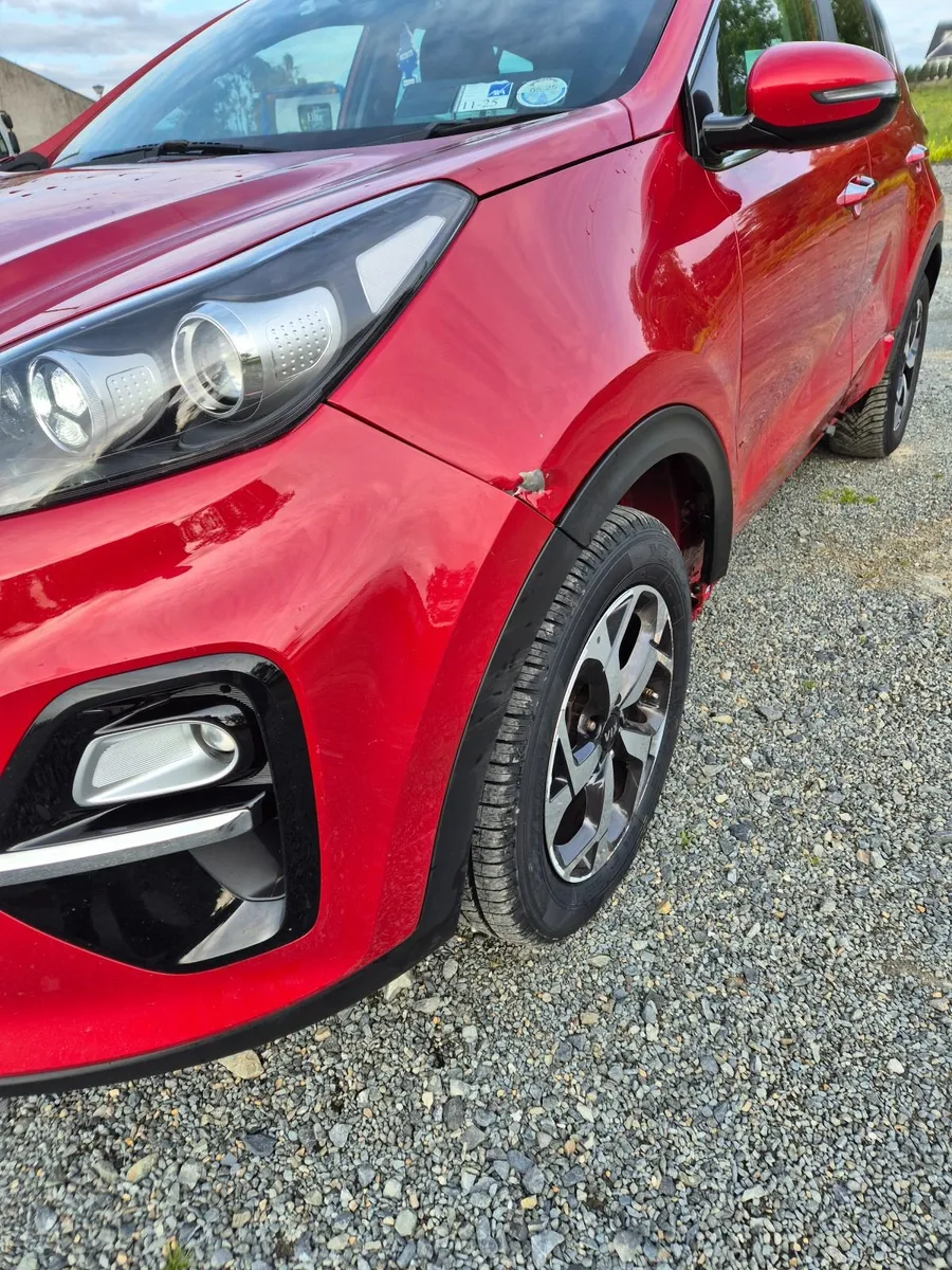 2018 kia sportage light damage - Image 3