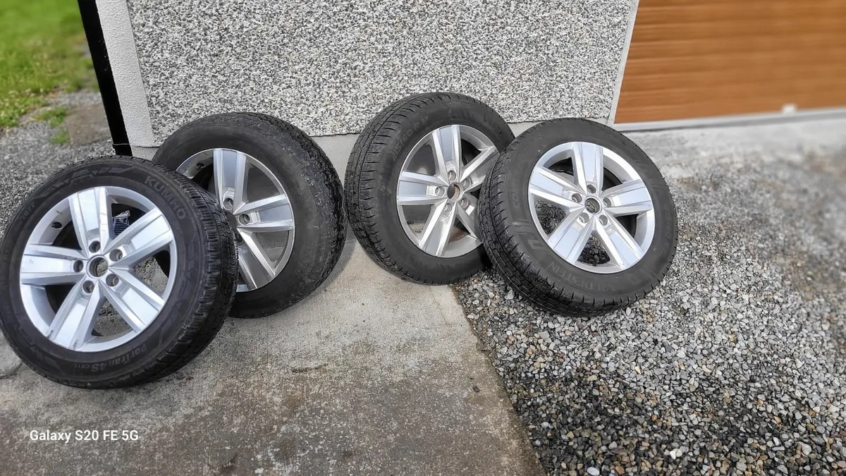 17 inch alloys vw transporter - Image 1