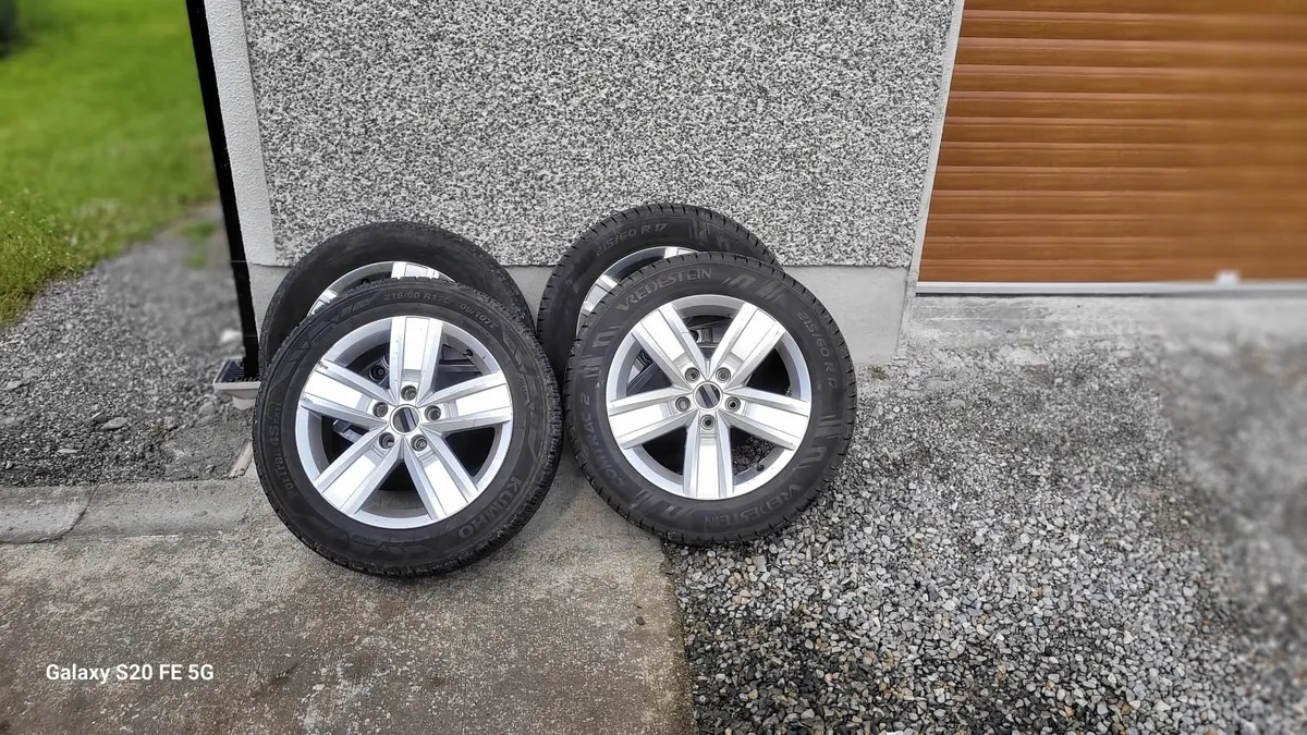 17 inch alloys vw transporter - Image 2