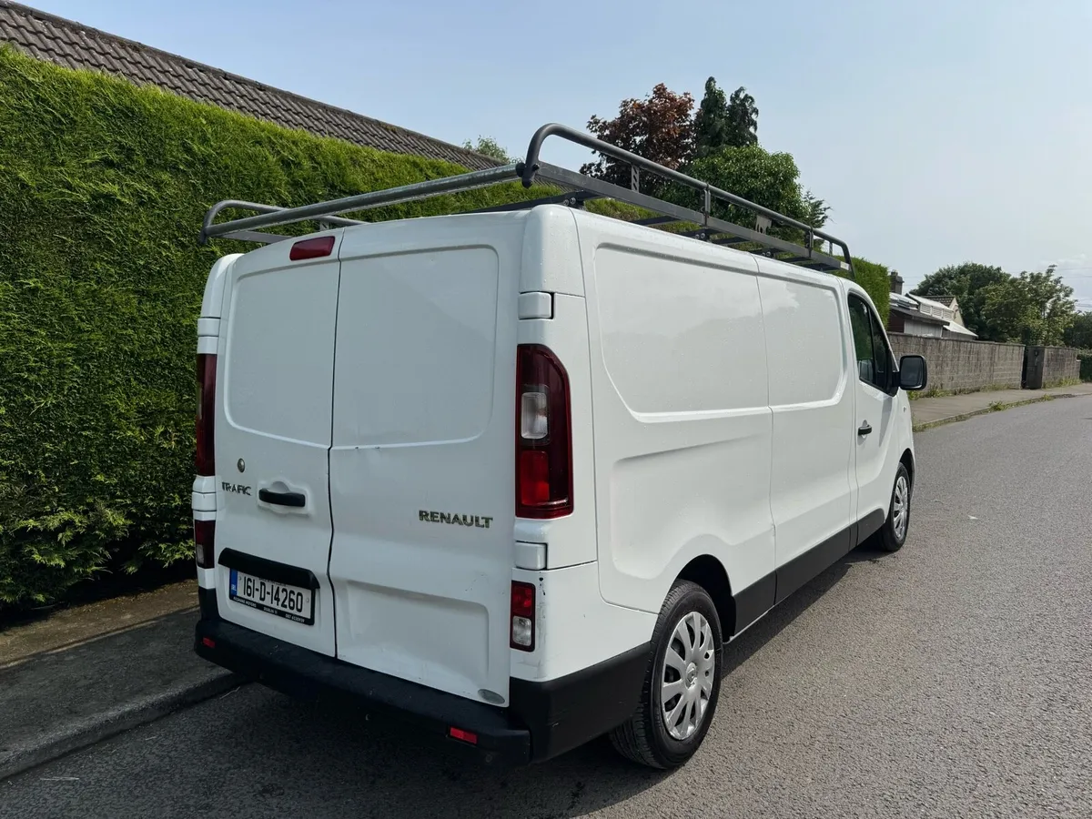 Renault Trafic cvrt 2/26 tax 12/15 Aircon - Image 3
