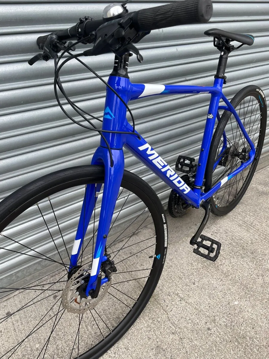 Merida speeder 100D hybrid bike (As new) - Image 4