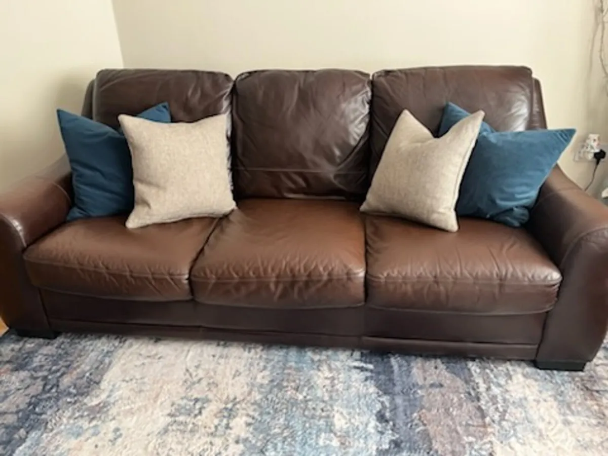 3+2 seater genuine leather sofas - Image 1