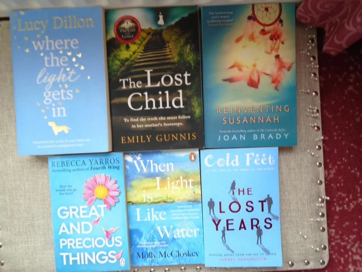 Book bundle, Fiction books, paperback books - Image 1
