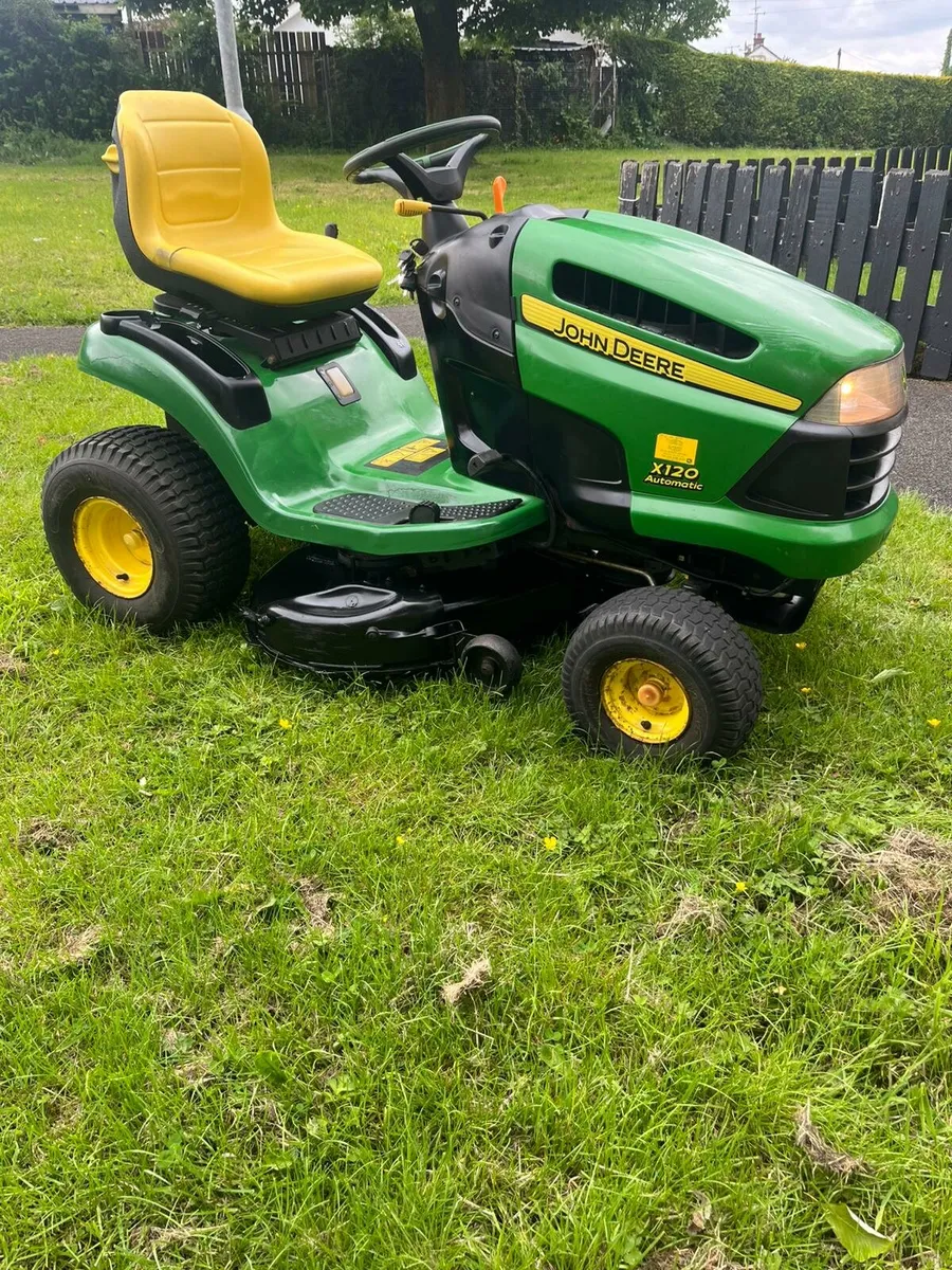 John deere mulching ride on lawnmower - Image 3