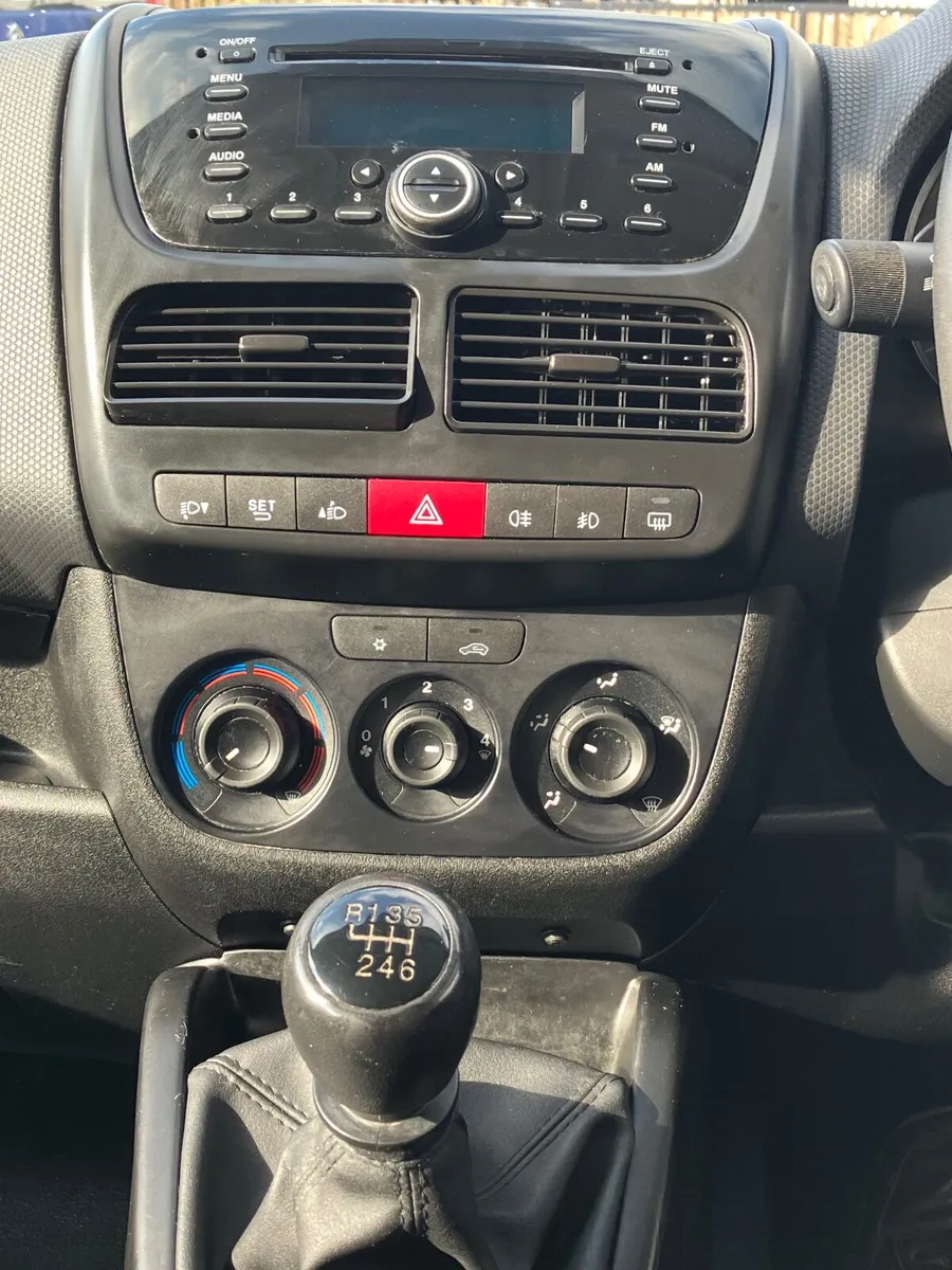 Fiat Doblo 2015 - Image 3
