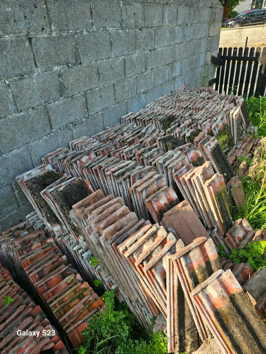 Roof tiles
