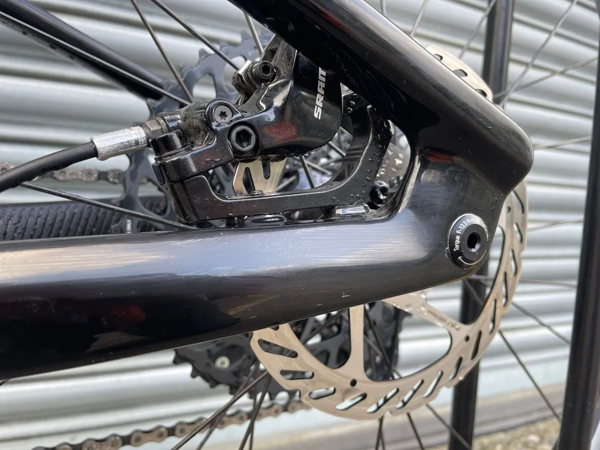 KROSS EARTH 3.0 full carbon (brand new) - Image 3
