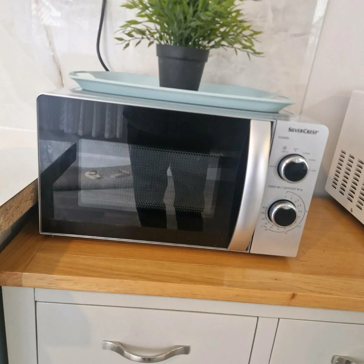 Microwave - Image 1