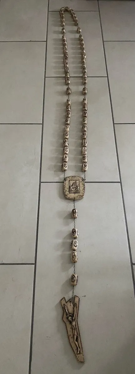 Vintage Giant Rosary Beads (1.8 mt) - Image 1