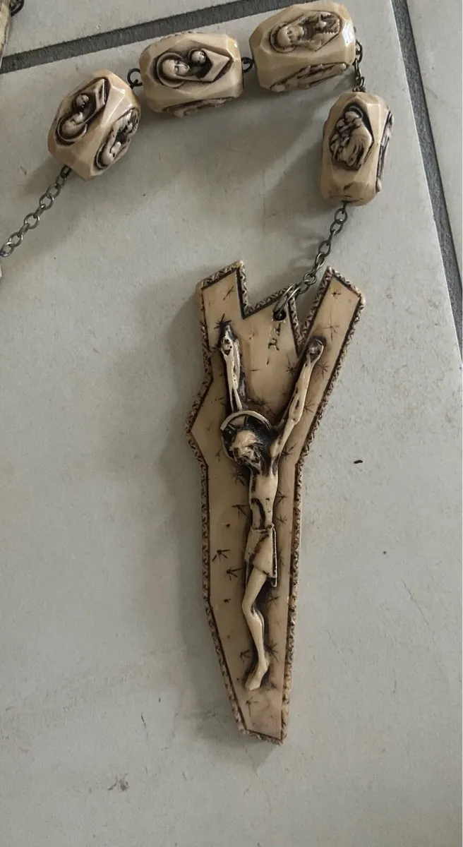 Vintage Giant Rosary Beads (1.8 mt) - Image 4