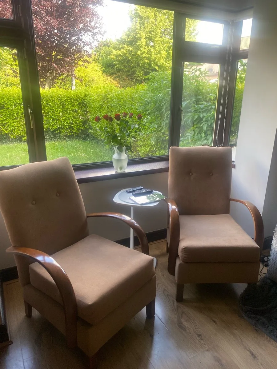 Cosy armchairs fireside chairs - Image 4