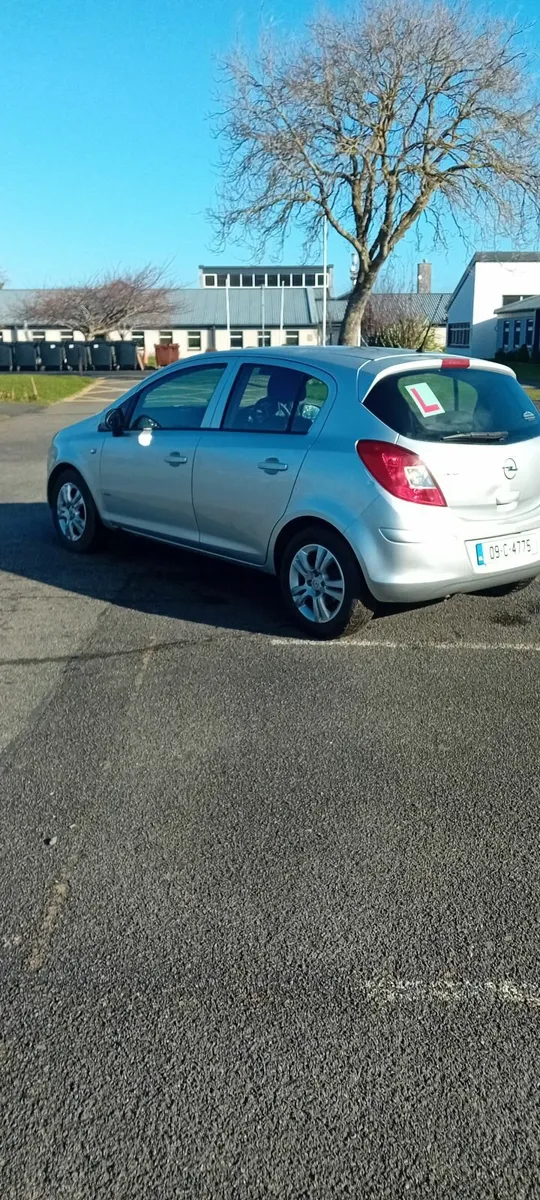 Opel Corsa 2009 - Image 1