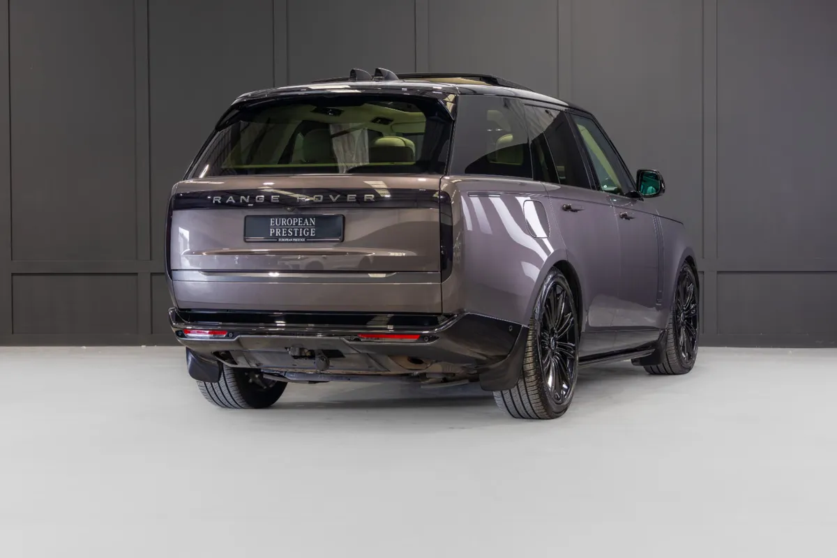 2024 Range Rover P550e Autobiography - Image 3