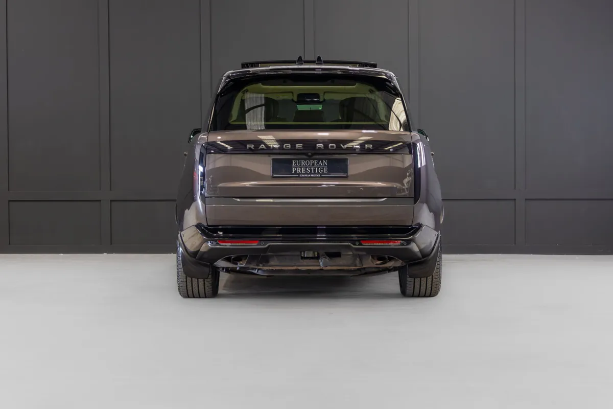 2024 Range Rover P550e Autobiography - Image 4