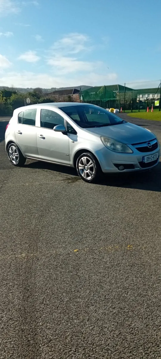 Opel Corsa 2009 - Image 2