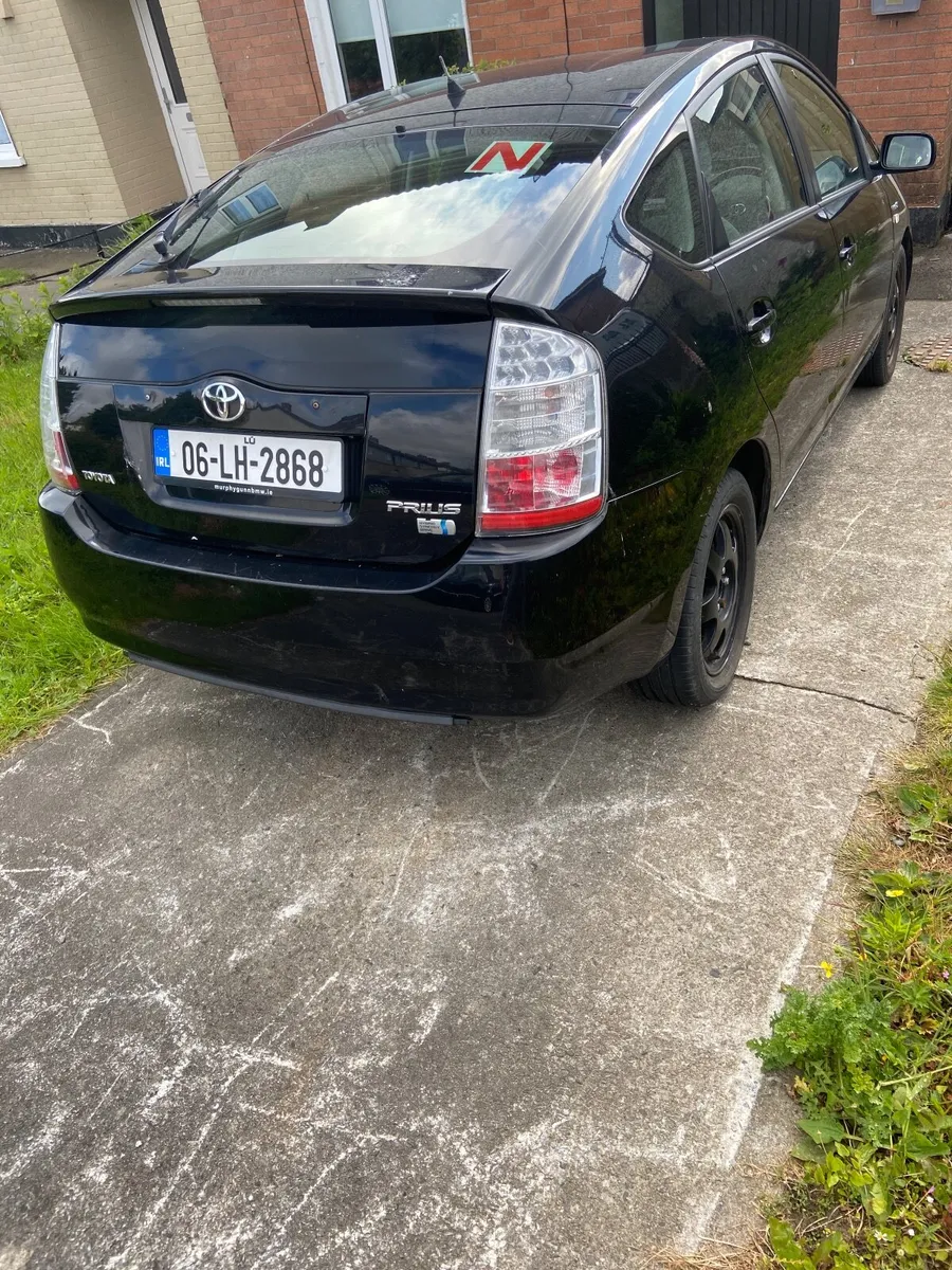 Toyota Prius 2006 - Image 2