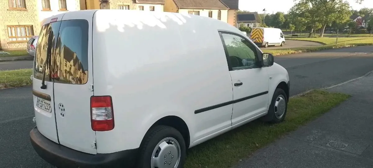 Vw caddy, taxed until September, tested until Mar2 - Image 3