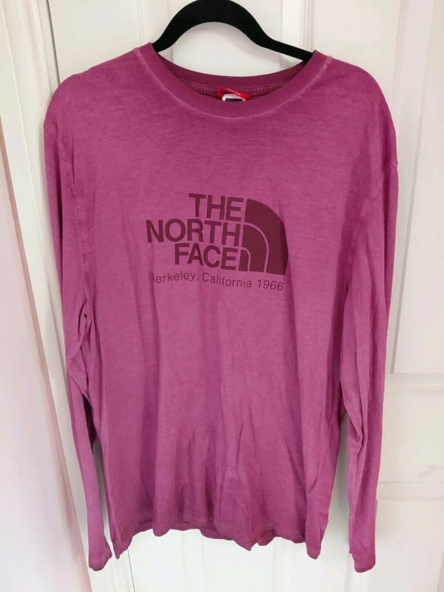 Mens North Face long sleeve t-shirt - Image 1