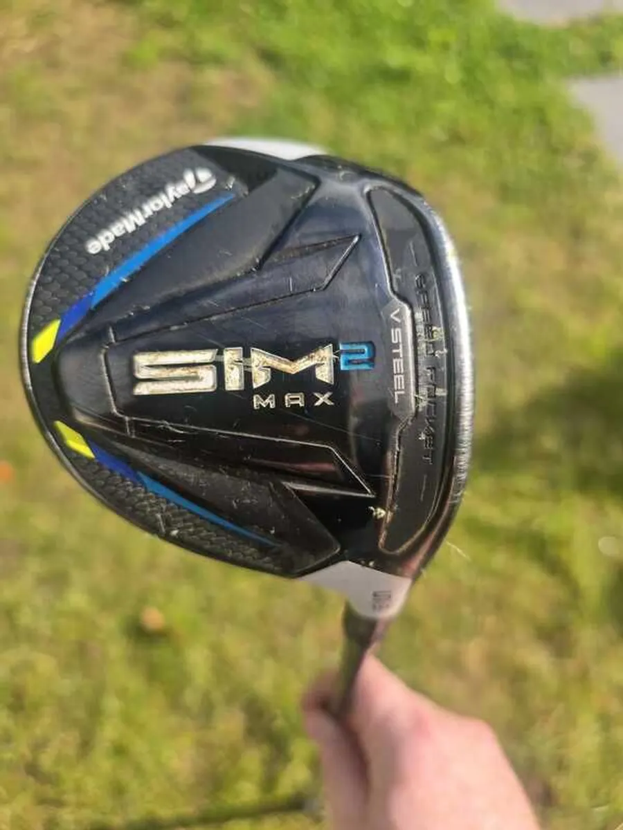 Taylormade SIM 2 Max 5 wood fairway wood - Image 1