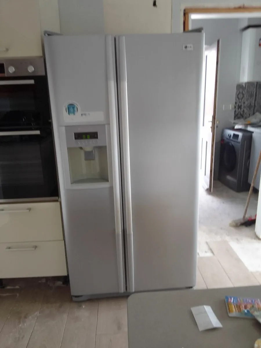 Fridge freezer for sale - Image 1