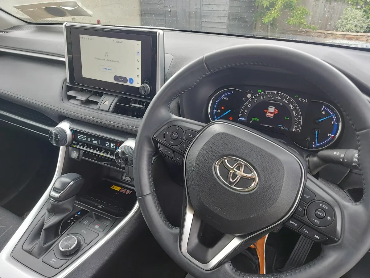 Toyota RAV4 2023 - Image 4