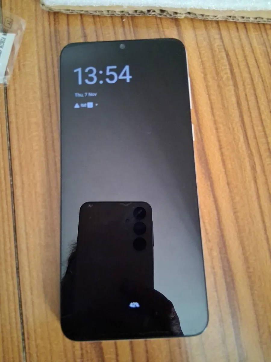 Motorola e13 (network locked Tesco ) - Image 2