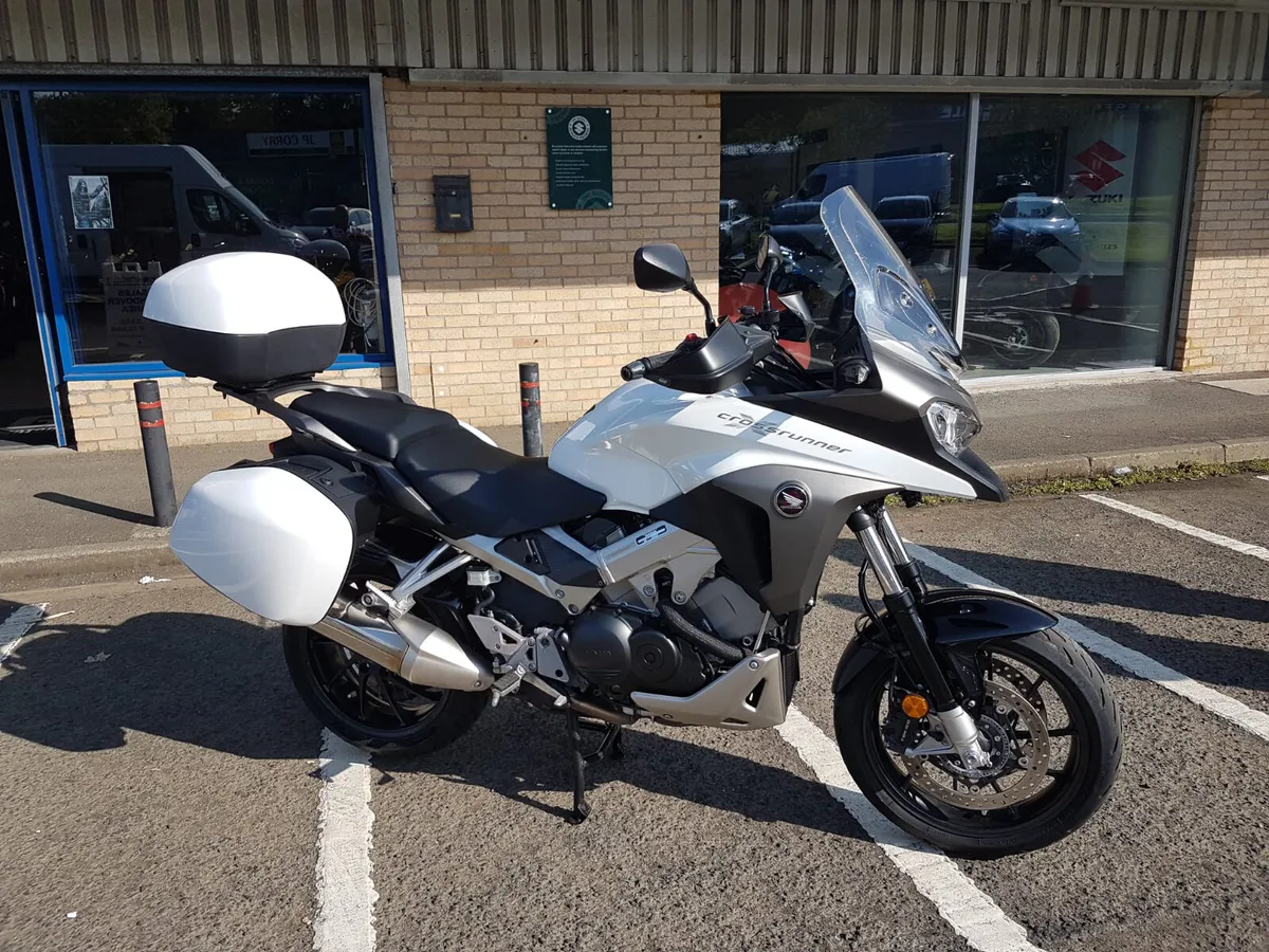 Honda VFR800X Crossrunner - Image 1