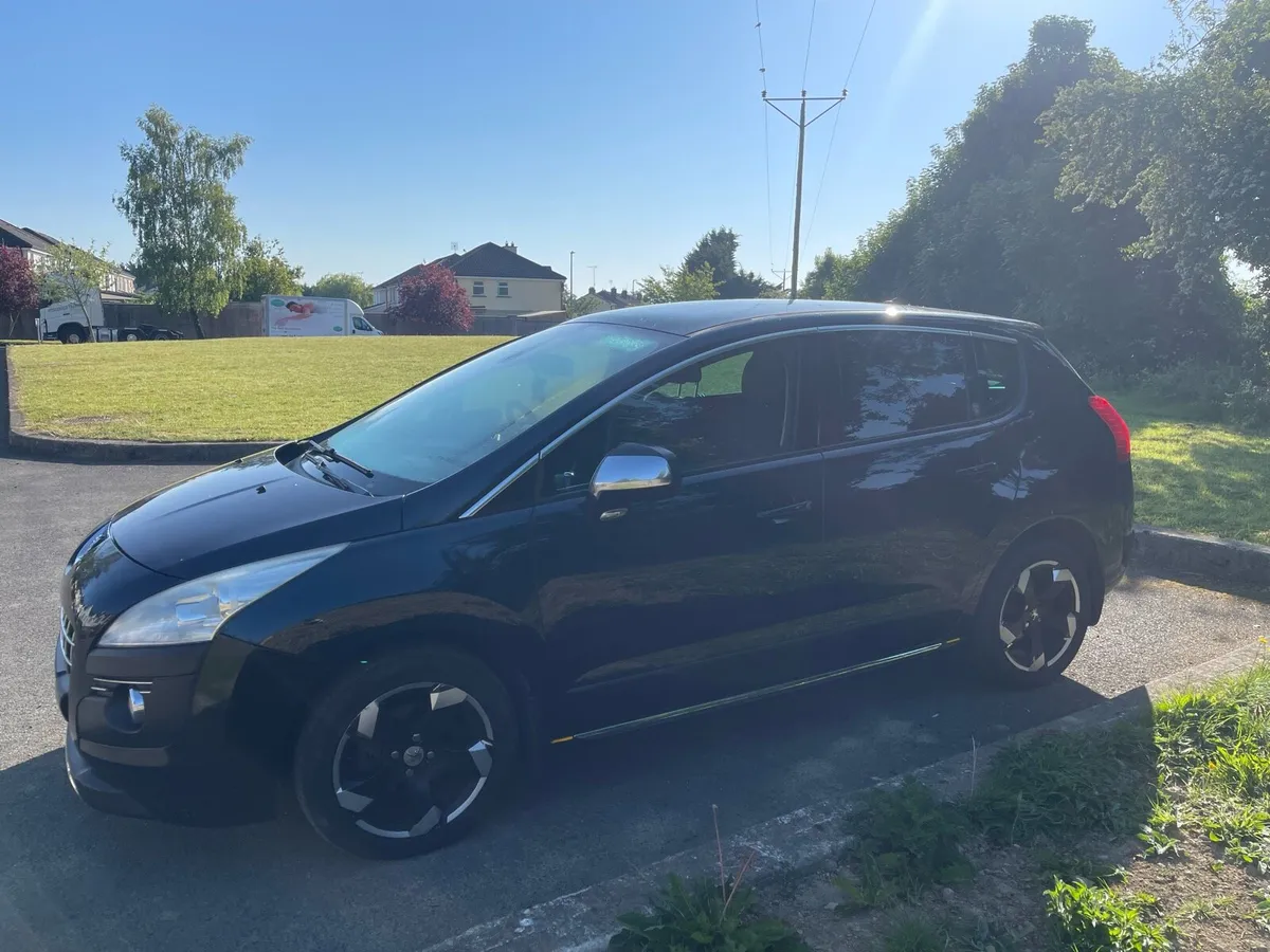 Car - Image 2